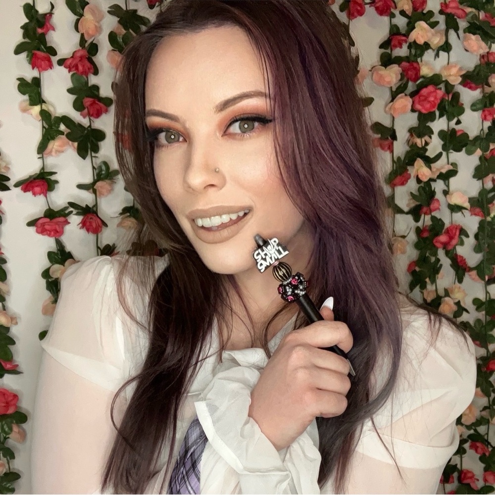 Live Show Notification 🖤 New Live Seller 🖤 Like to Know When I’m Live - Picture 2 of 6